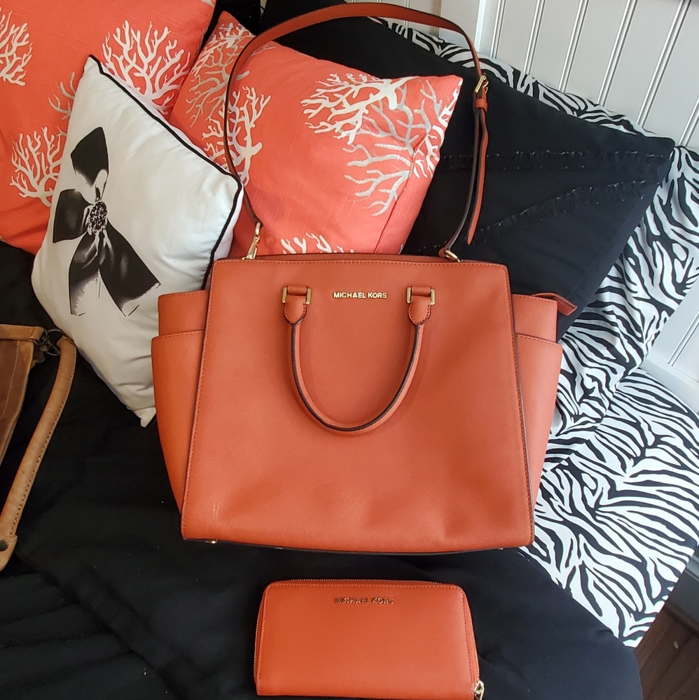 Michael Kors orange selma with matching wallet